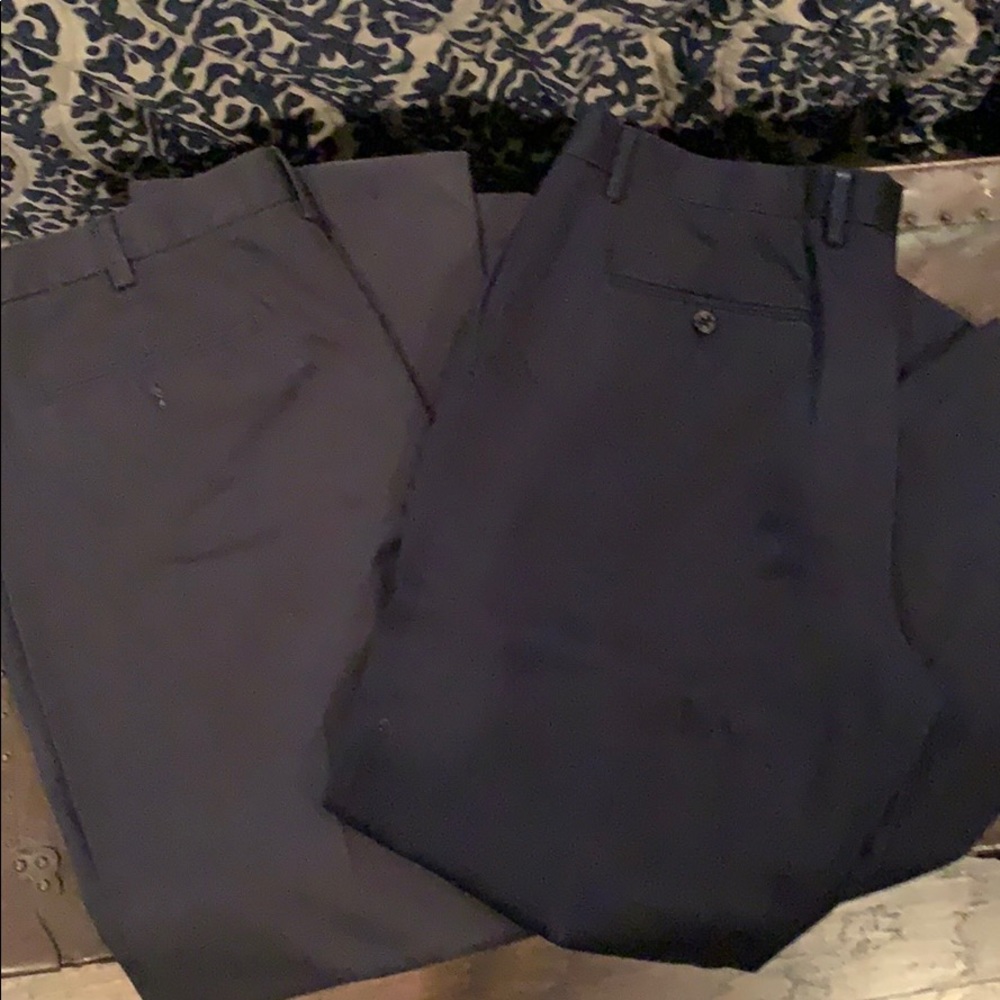 2 pair men’s pants